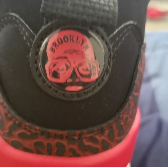 Jordan Spizike - Picture 6 of 10